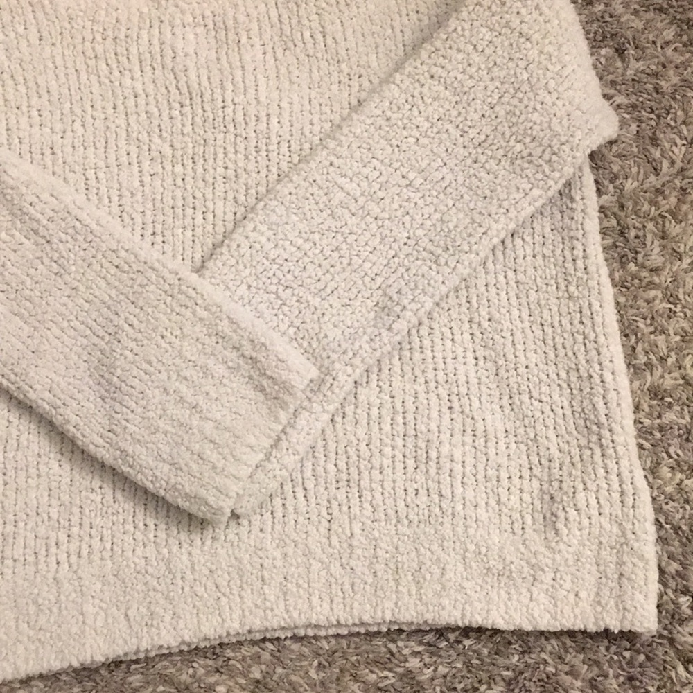 H&M sweater - Picture 3 of 3